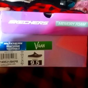 Sketchers memory foam